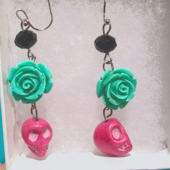 Day of the dead sugar skull earrings - Picture 1 of 5